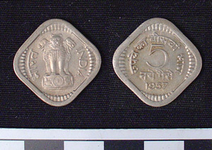 Thumbnail of Coin: Republic of India, 5 Annas (1984.16.0133)