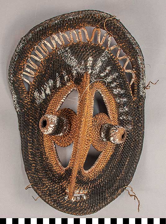 Thumbnail of Yam Mask (2004.17.0158)