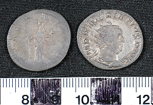 Thumbnail of Coin: European, Possibly Antoninianus of Valerian I (1900.63.0293)