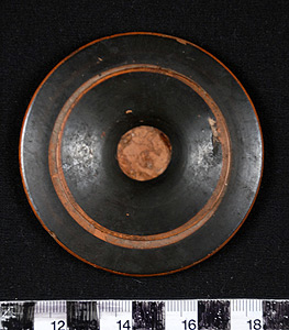 Thumbnail of Attic Red Figure Kylix, Cup: Base Fragment (1915.03.0229C)