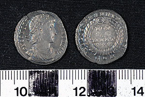 Thumbnail of Coin: Constantius II (1919.63.0222)