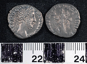 Thumbnail of Coin: Commodus (1919.63.0298)