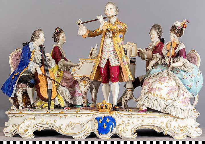 Thumbnail of Capo di Monte Semi-Porcelain Quartet ()