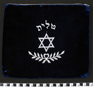 Thumbnail of Bag: Prayer Shawl (1994.02.0001A)