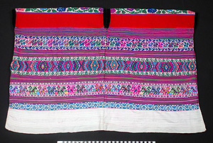 Thumbnail of Huipil, Po