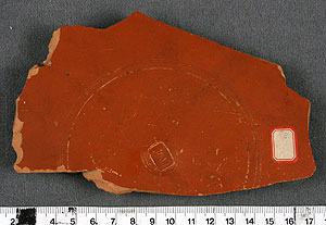 Thumbnail of Arretine Ware Plate Base Sherd (1915.03.0086)