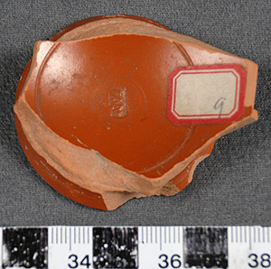 Thumbnail of Arretine Ware Base Sherd (1915.03.0090)