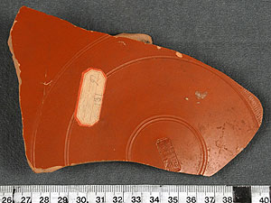 Thumbnail of Arretine Ware Plate Base Sherd (1915.03.0124)