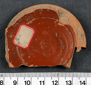 Thumbnail of Arretine Ware Base Sherd (1915.03.0147)