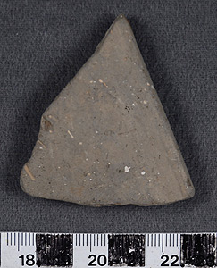 Thumbnail of Rim Sherd (1956.02.0172)