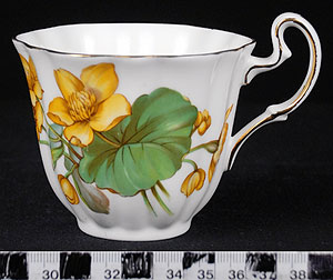 Thumbnail of Teacup (1968.05.0035A)
