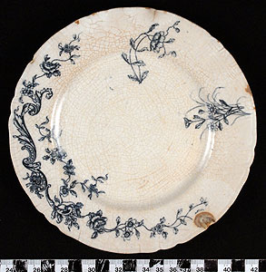 Thumbnail of Dessert Plate (1968.05.0039)