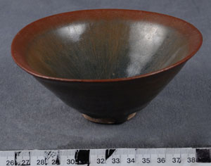 Thumbnail of Reproduction: Sung Dynasty-Style Chien Yao Tea Bowl (1969.07.0001G)