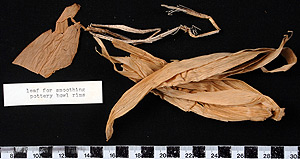Thumbnail of Raw Material: Bag of Husks & Leaves ()