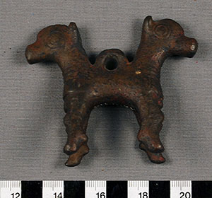 Thumbnail of Pendant with Bicephalous Bull (1900.11.0118)