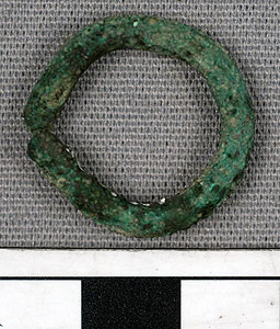 Thumbnail of Finger Ring (1914.05.0096)