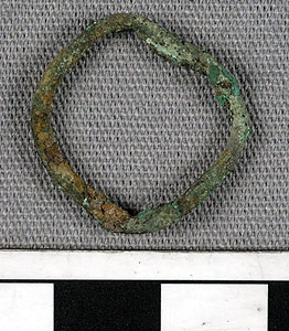 Thumbnail of Finger Ring (1914.05.0097)