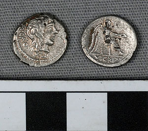 Thumbnail of Coin: Roman Republic, Quinarius (1919.63.1029)