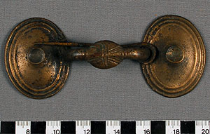 Thumbnail of Brooch (1922.07.0022)