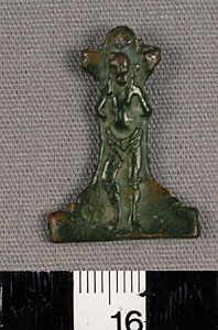 Thumbnail of Pendant (1924.02.0041)