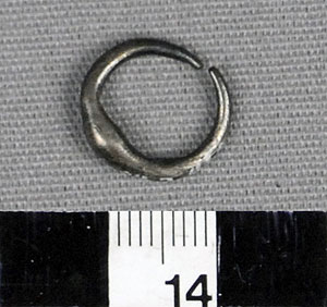 Thumbnail of Finger Ring (1924.02.0460)