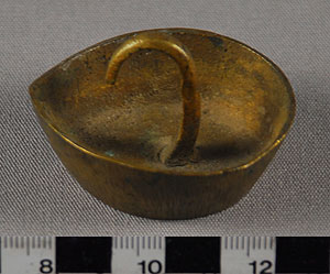 Thumbnail of Hanging Lamp Drip Boat (1944.03.0043B)