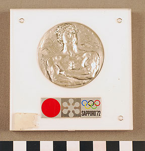 Thumbnail of Commemorative Medal for the XI Winter Olympics in Sapporo (1977.01.0040)