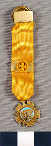 Thumbnail of Medal: Order of the Aztec Eagle, Second Class Badge (1977.01.0200)