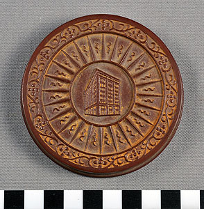 Thumbnail of Case Lid (1977.01.0214B)