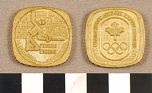 Thumbnail of Commemorative Olympic Medallion: Fencing, Canadian Olympic Association at the 1972 Munich Olympiad (1977.01.0266H)