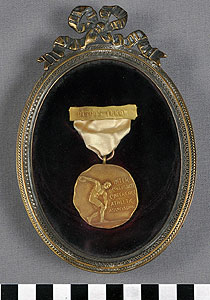 Thumbnail of Medal: Discus Throw, Inter-Collegiate Conference Athletic Association (1977.01.0279)