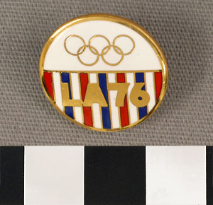 Thumbnail of Commemorative Olympic Pin:  "LA 76" (1977.01.0370D)