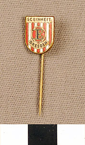Thumbnail of Stick Pin: SC Einheit Dresden (1977.01.0486C)