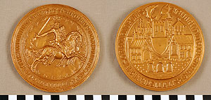 Thumbnail of Commemorative Medallion (1977.01.0495)