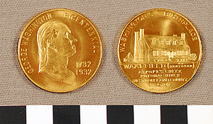 Thumbnail of Commemorative Medal: George Washington Bicentennial (1977.01.0497)