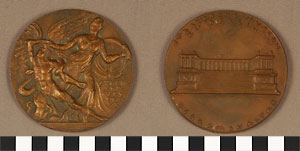 Thumbnail of Commemorative Medallion: "Staatliche Museen Zu Berlin, Pergamonaltar" (1977.01.0532)