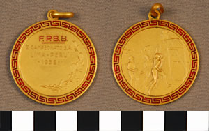 Thumbnail of Medallion: "Federacion Peruana de Basketball" (1977.01.0544)
