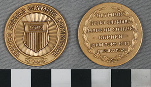 Thumbnail of Commemorative Medallion: Olympic Sport Carnival (1977.01.0610)