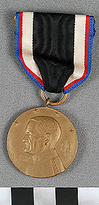 Thumbnail of Medal: U.S. Army of Occupation of Germany (1977.01.0675A)
