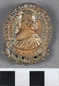 Thumbnail of Commemorative Pin: Grotius Foundation (1977.01.0754)