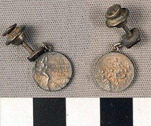 Thumbnail of Commemorative Pin for XIX Summer Olympics in Mexico City (1977.01.0755F)