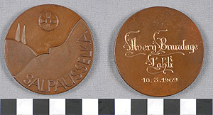 Thumbnail of Medal: Lahti Ski Games, Salpausselkä (1977.01.0756)