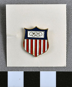 Thumbnail of Commemorative Olympic Pin: Official Emblem (1977.01.1009P)
