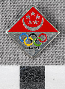 Thumbnail of Commemorative Pin for the Olympics: Singapore ()