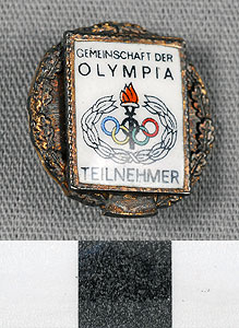 Thumbnail of Commemorative Olympic Pin: "Gemeinschaft Der Olympia Teilnehmer" (1977.01.1048)