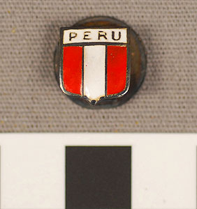 Thumbnail of Commemorative Cuff Link (1977.01.1333B)