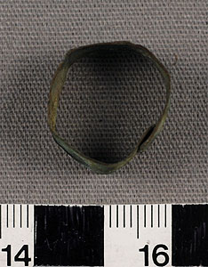 Thumbnail of Ring ()