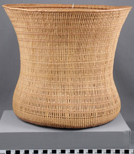 Thumbnail of Women’s Carrying Basket (2009.05.0253)