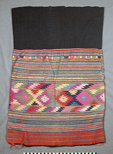 Thumbnail of Phaa Sin, Tube Skirt (2010.01.0427)