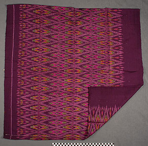 Thumbnail of Phaa Sin, Tube Skirt (2010.01.0440)